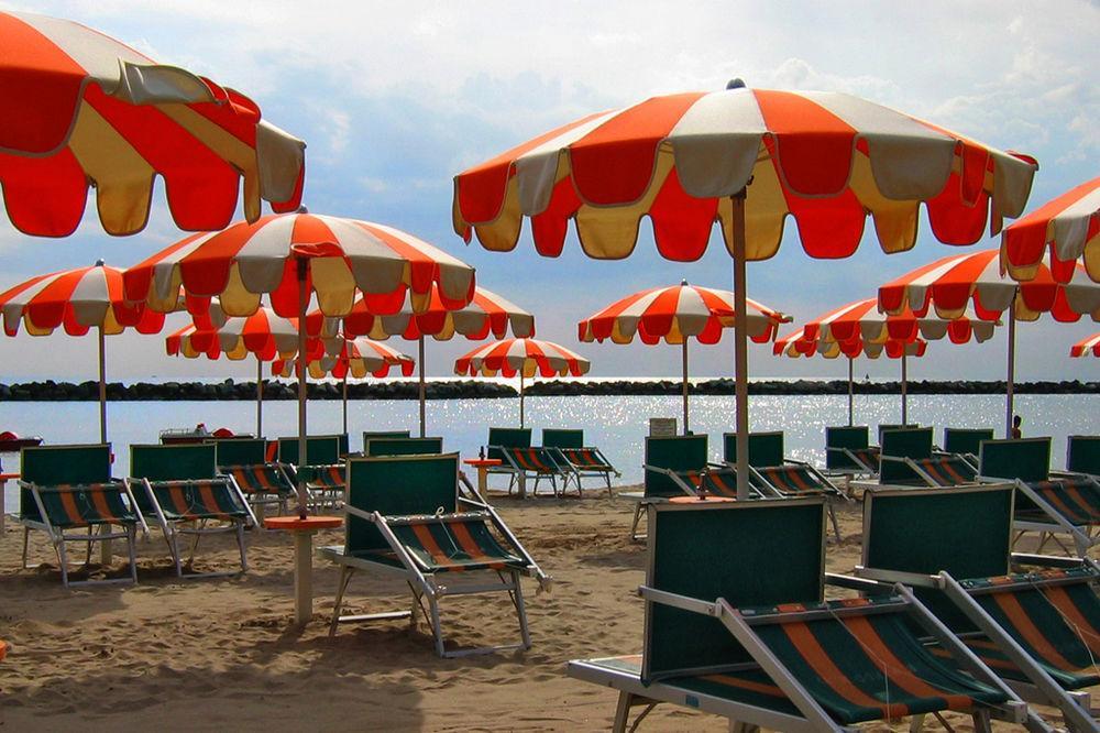 Hotel Agostini Bellaria-Igea Marina Exterior foto
